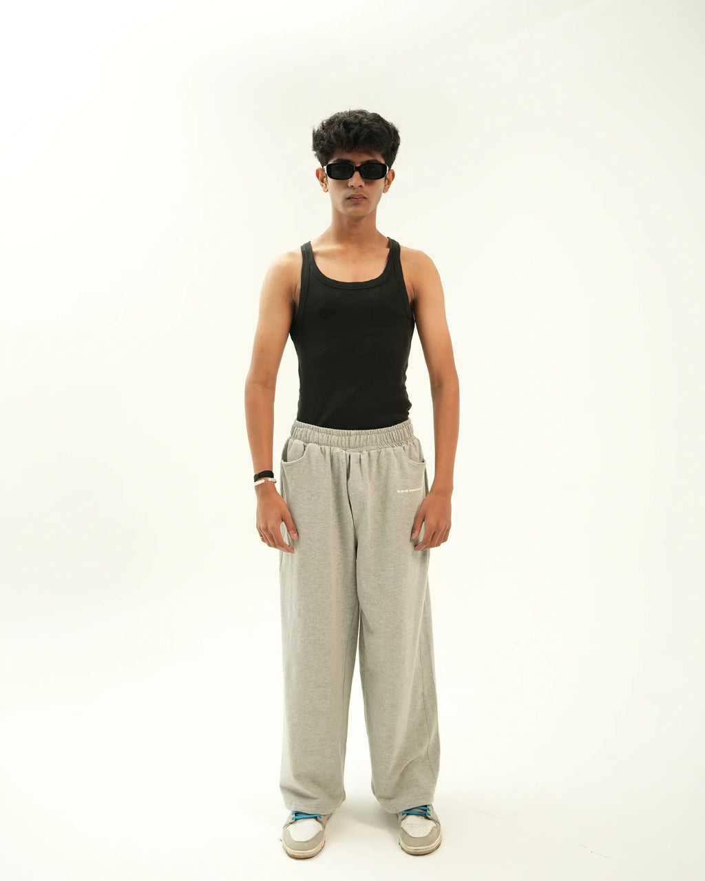 GREY MELANGE BAGGY SWEATPANTS VESTRIC